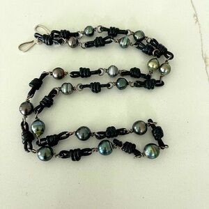 One of a kind South Sea Pearl Leather & Sterling Silver 925 Necklace